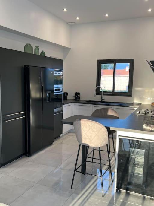 Maison Neuve De Standing 150 M2 * Croix-Chapeau